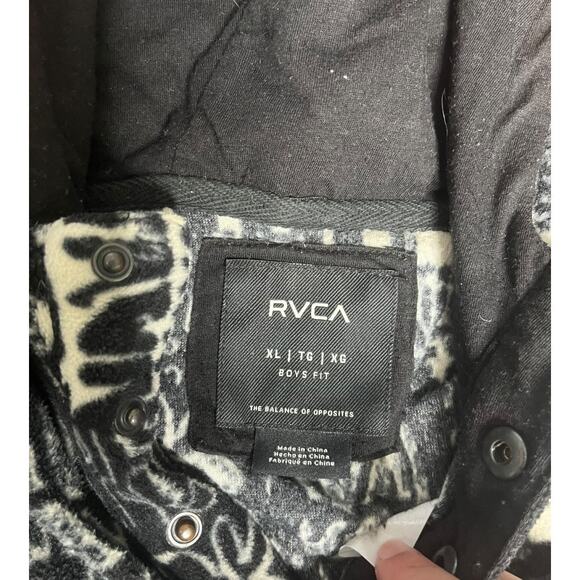 RVCA fleece hoodie black white pattern pockets snap collar boys fit XL - Picture 3 of 5